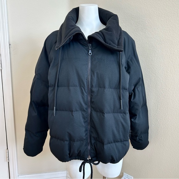 Varley Granville Black Puffer Jacket Medium Revolve Anthro Ski Winter - Picture 3 of 11